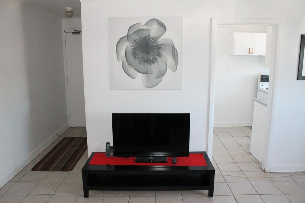 Adib - 630 Cummings Ave, Unit 9 Apartment Ottawa